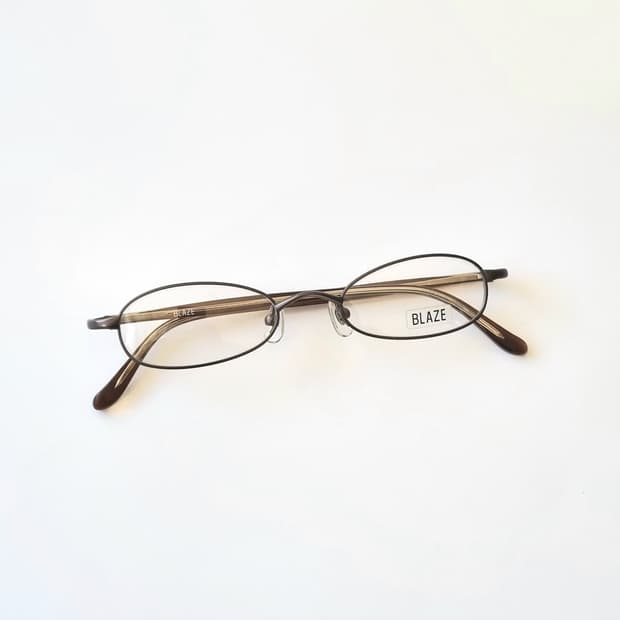 데드스탁 빈티지 앤틱 오벌 긱시크 무드 안경테