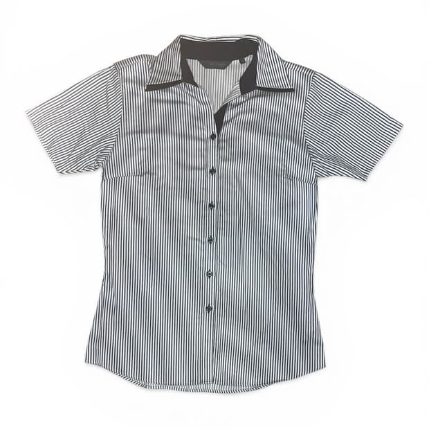 반소매 스트라이프 셔츠