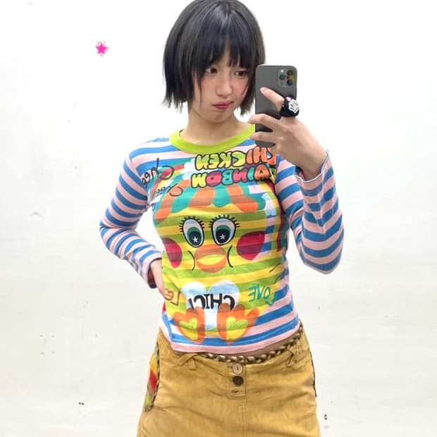 Love Revolution Chicken Stripe Sleeve 