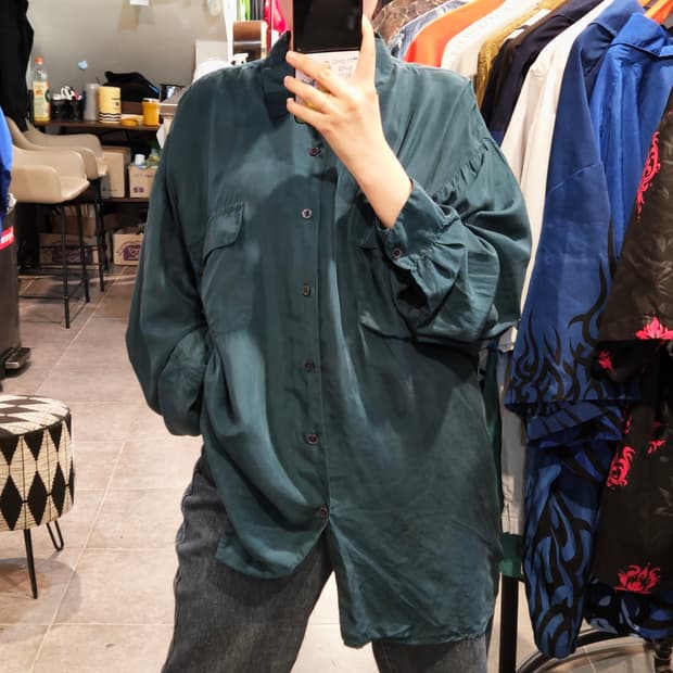 [NO.9] 다크그린 실크셔츠