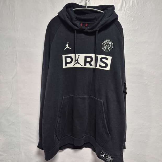 조던 파리 생제르맹 블랙 후드티 XXL사이즈(상태A급)