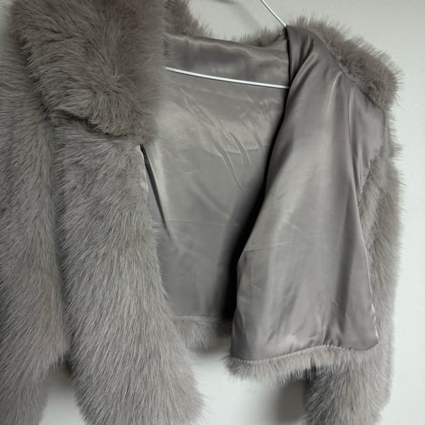 샵페어리 후드 크롭 퍼자켓 연보라 그레이 