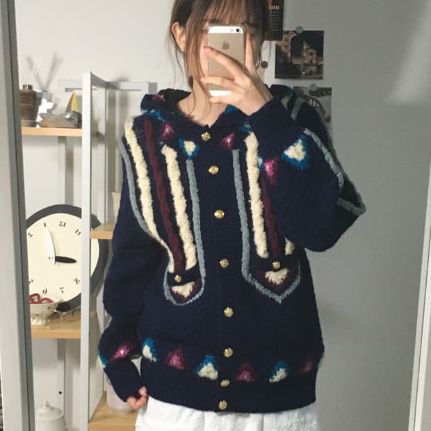 울 자카드 패치 후드 니트 가디건