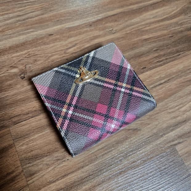 비비안웨스트우드 타탄 체크 반지갑 [정품]