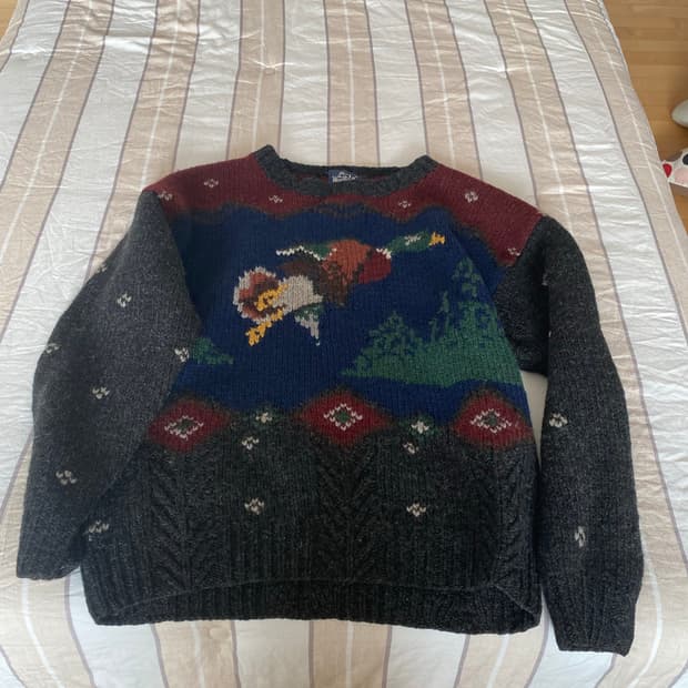 울리치 니트 팝니다