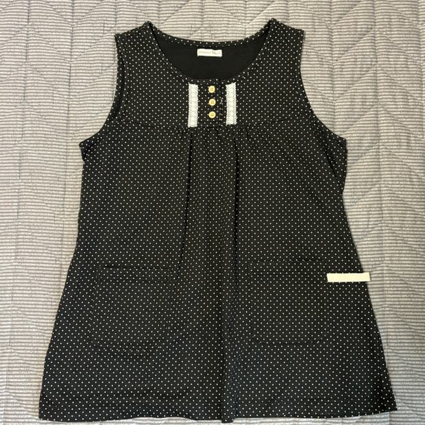 Dot vest