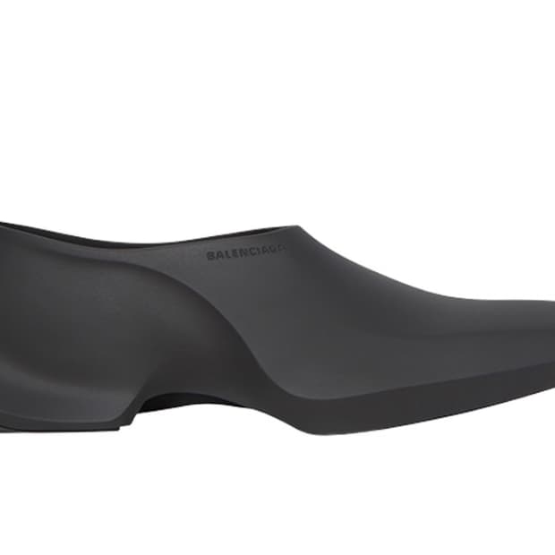 발렌시아가 러버 스페이스 슈 매트 블랙 44