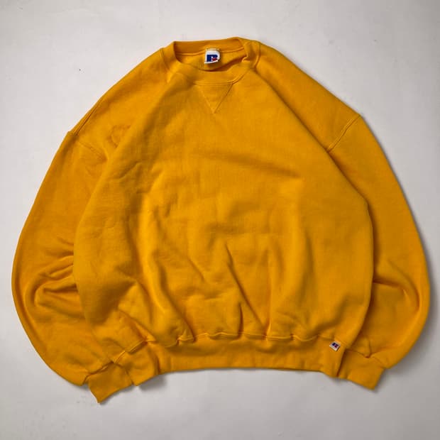 90s Russell Sweatshirt (yellow)