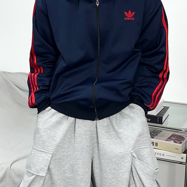 아디다스 빅로고 네이비 레드 트랙탑 져지
