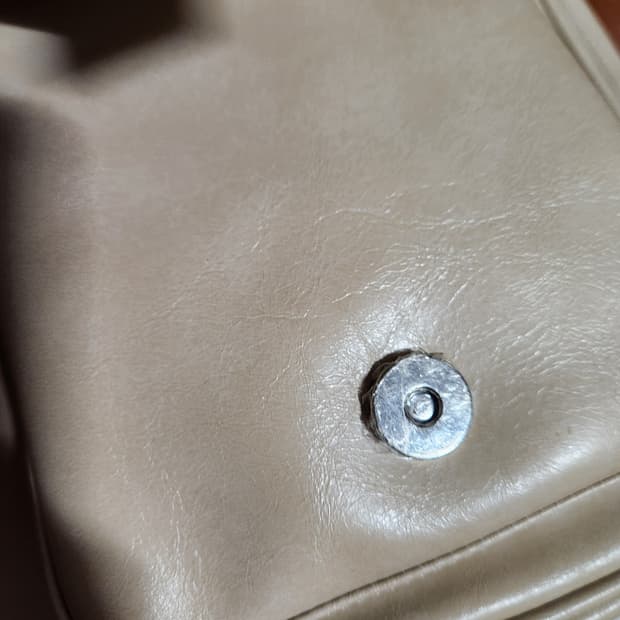 필인더블랭크 숄더백 오트밀