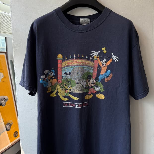 90s Disney World Four Parks 빈티지 티셔츠 XL