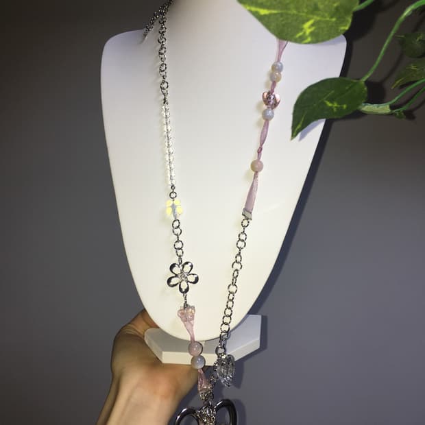 No. 51 / 개이쁜 치렁치렁 하트목걸이