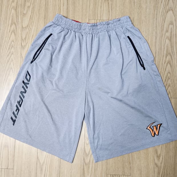 다이나핏 x SK 와이번스 콜라보 반바지