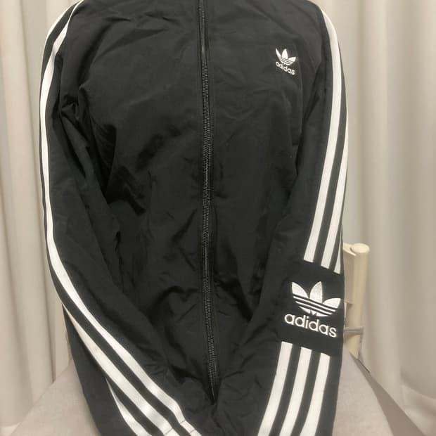 아디다스 바람막이 블랙