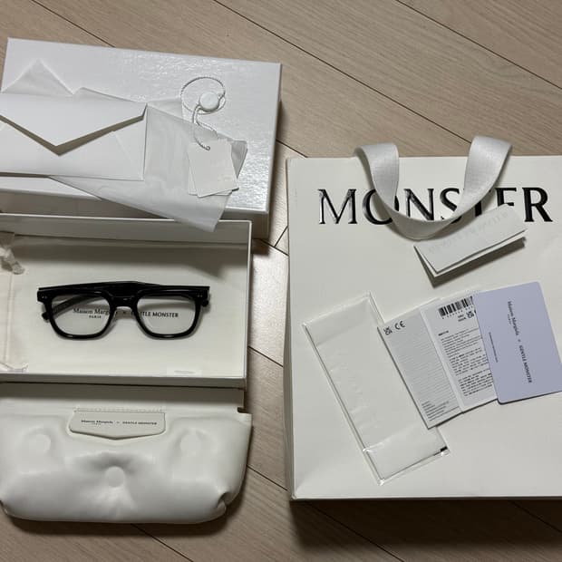 젠틀몬스터x마르지엘라 MM117 블랙