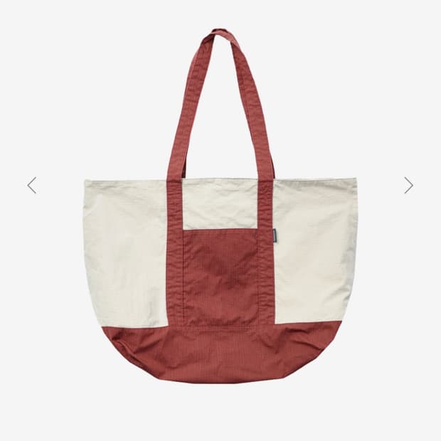 999휴머니티 ADVENTURE PANELED BIG TOTE BAG백