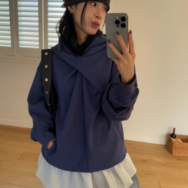 [정가 6만] 릿킴 REETKIM TWIST SWEAT HOOD 트위스트