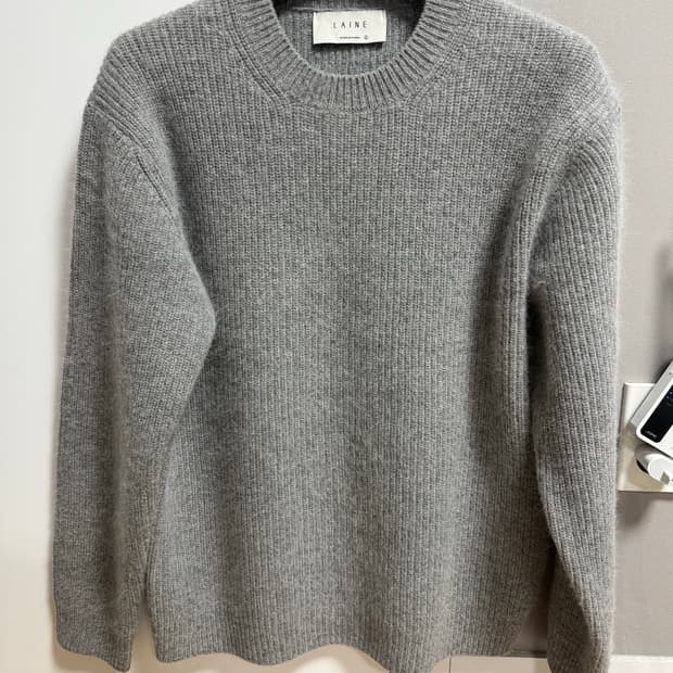 Laine 라이네 그레이 앙고리 니트 L 95