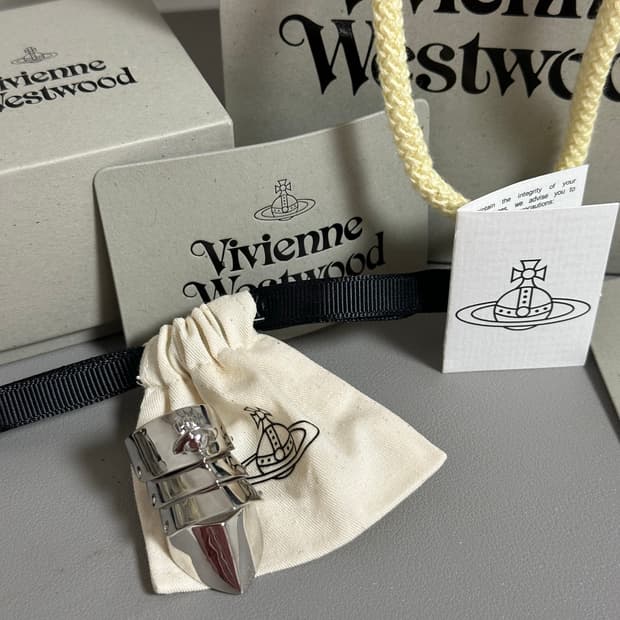 🤍비비안 웨스트우드 아머 링 실버 L🤍