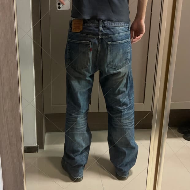 [Levi’s 569 W34 L32]