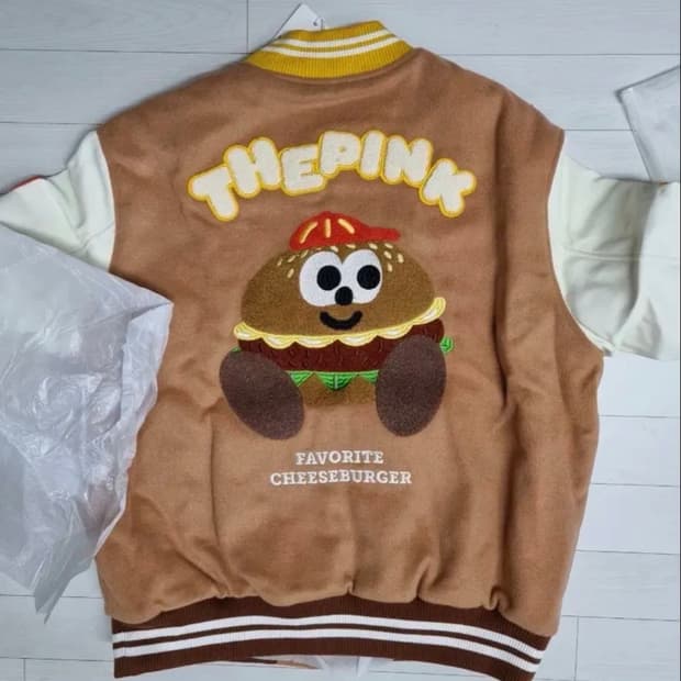 반디더핑크 햄버거 바시티 자켓