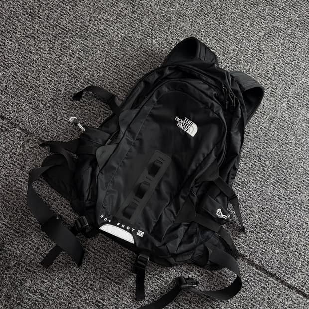 노스페이스 핫샷 se 테크니컬 백팩 3928