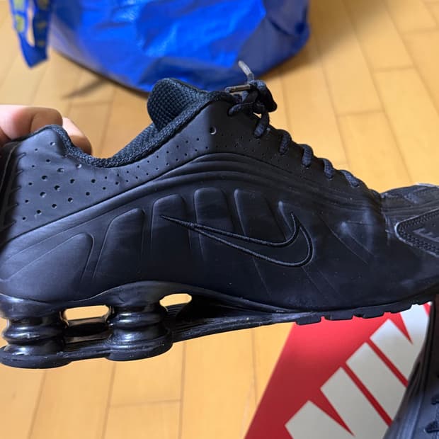 나이키 샥스 W280 남자 사이즈 270 트리플블랙