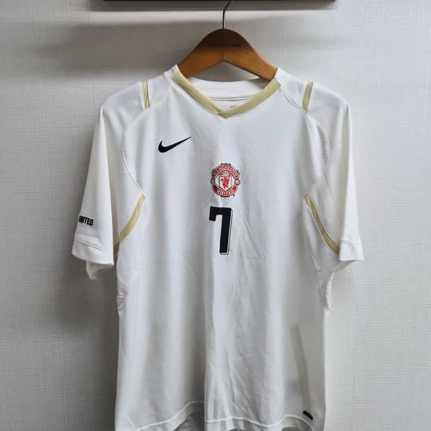 M/100) 나이키 0607 맨유 어웨이 트레이닝 탑 팝니다