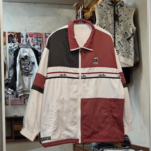 엘레쎄 재팬 바람막이 자켓