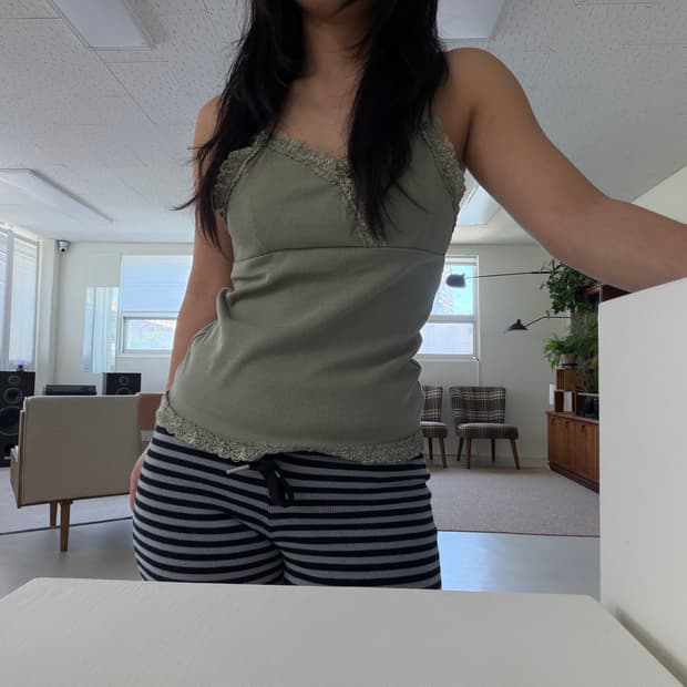 vintage sleeveless top