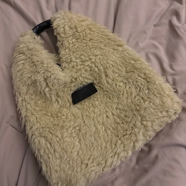 MM6 메종마르지엘라 재패니즈 퍼 미니백