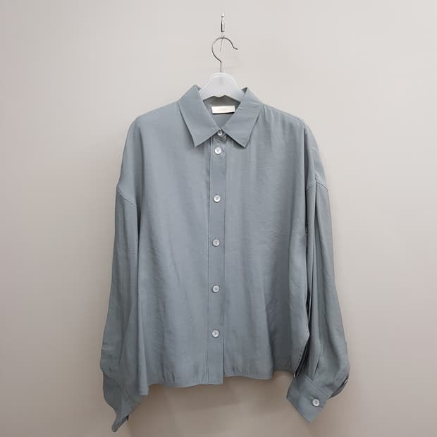 르베이지 2023 레이온 혼방 실루엣 셔츠 블라우스 97-103-165