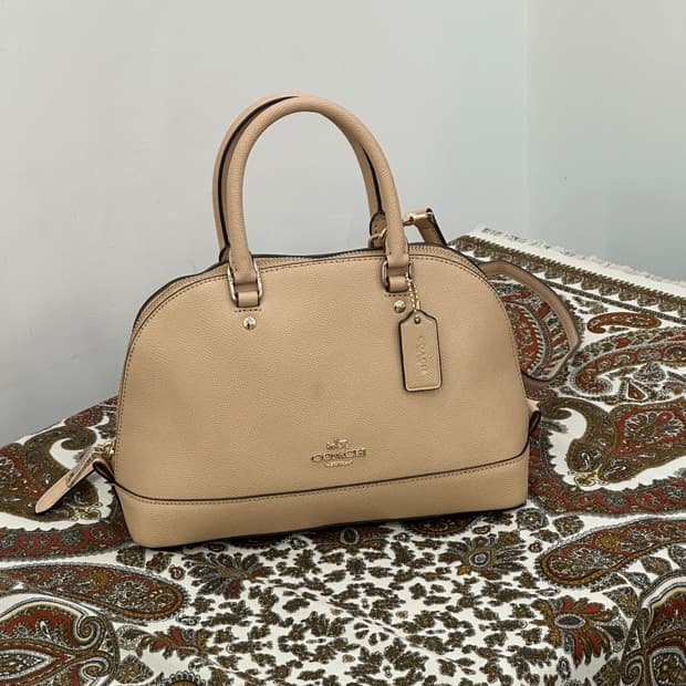 코치 돔 크로스백