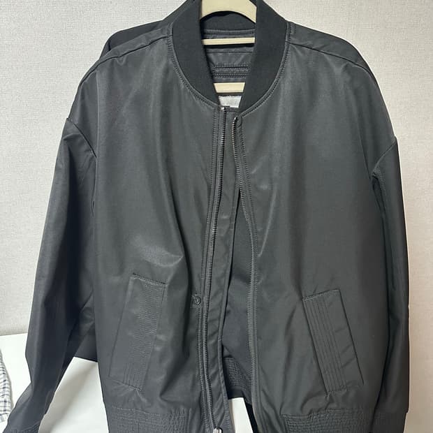 캘빈클라인 봄버자켓