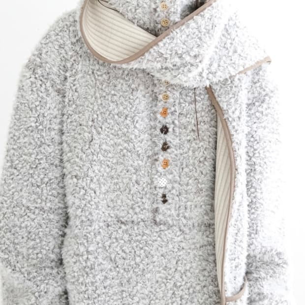 샵페어리 플러피 버튼 플리스 풀오버 브라운