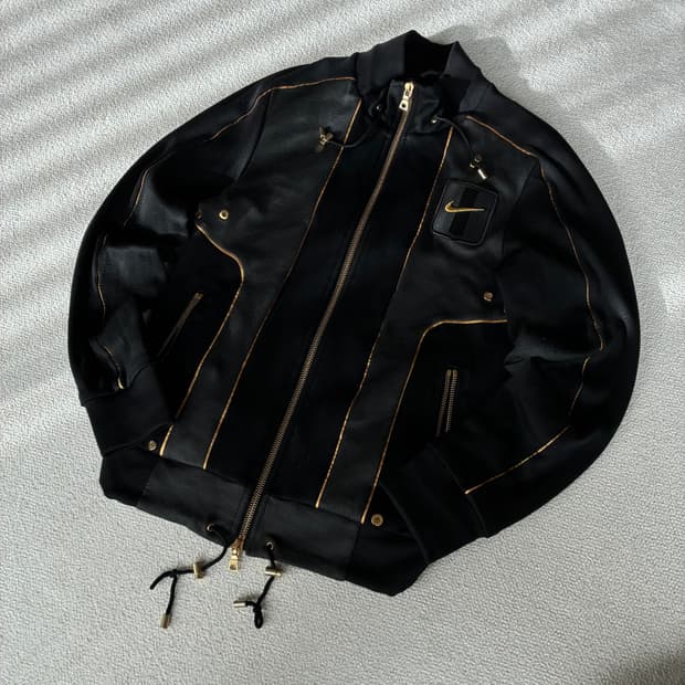 나이키 블랙 골드 자켓 