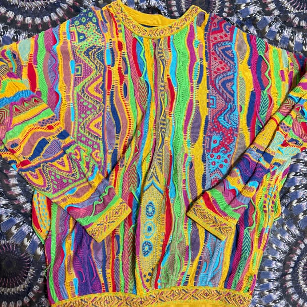 Limnos Coogi style knit
