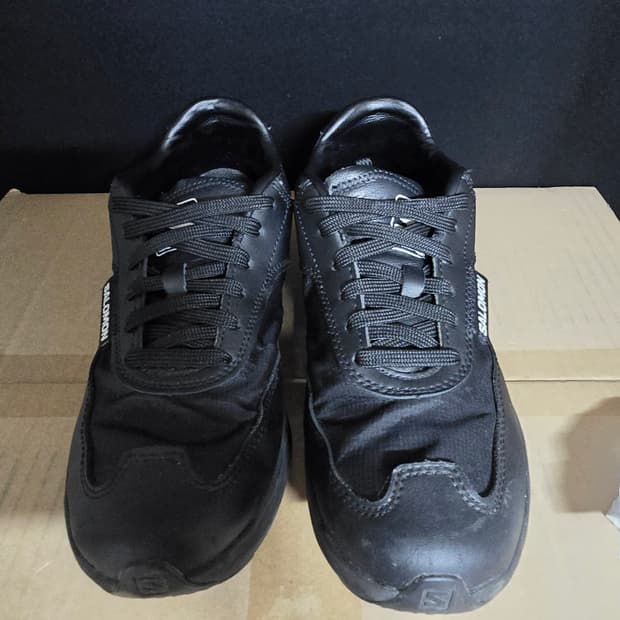 꼼데가르송x살로몬 sr90 블랙(250사이즈)