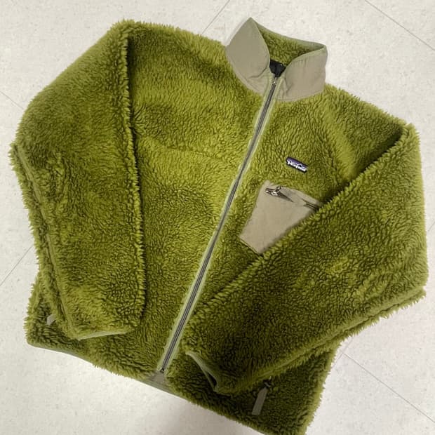 [M] 파타고니아 빈티지 딥파일 모스 그린