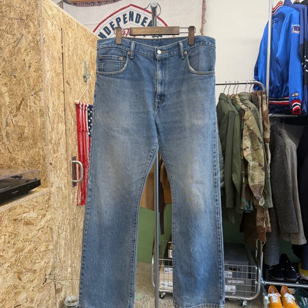 리바이스 517 부츠컷 데님 팬츠