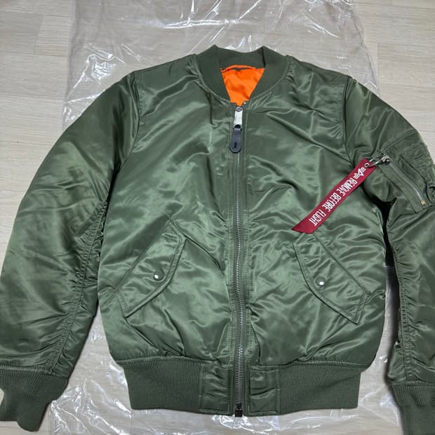[xs] 알파인더스트리 MA-1 봄버 자켓 카키 세이지그린