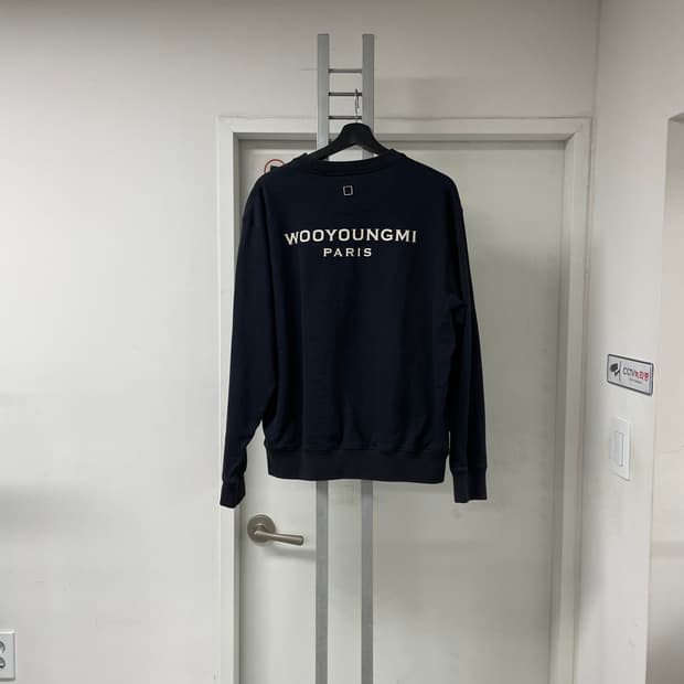 2024 우영미 백로고 맨투맨 네이비 46