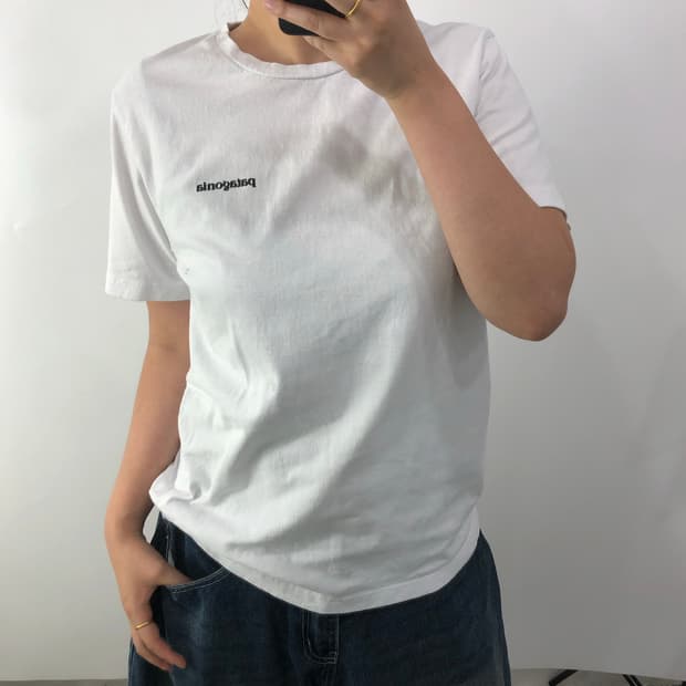[L] 파타고니아 화이트 반팔티셔츠