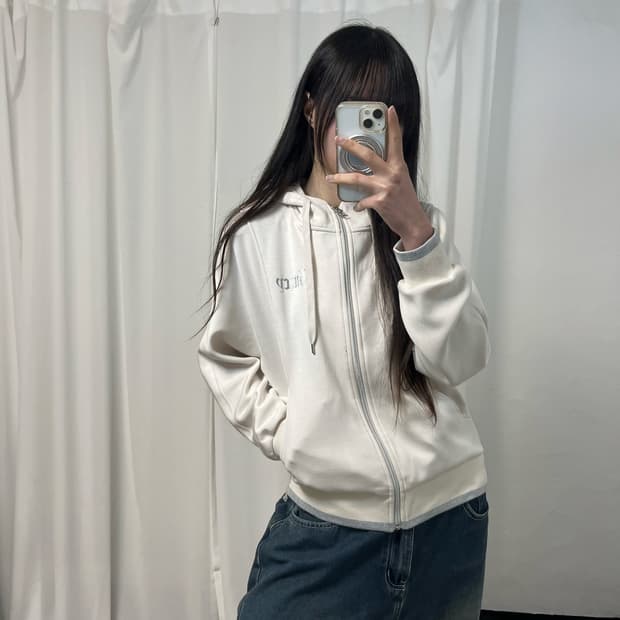 Juicy Couture Ivory Cubic Hood Zip-up