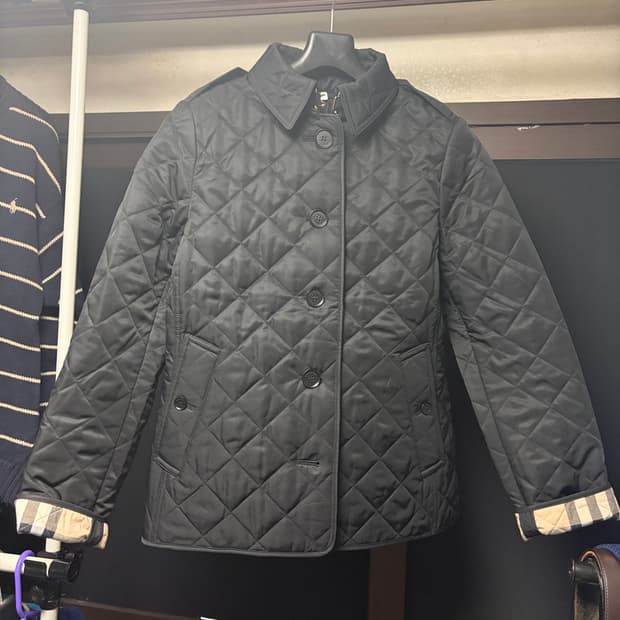 버버리 프랭크비 블랙 퀼팅 자켓 M 새제품