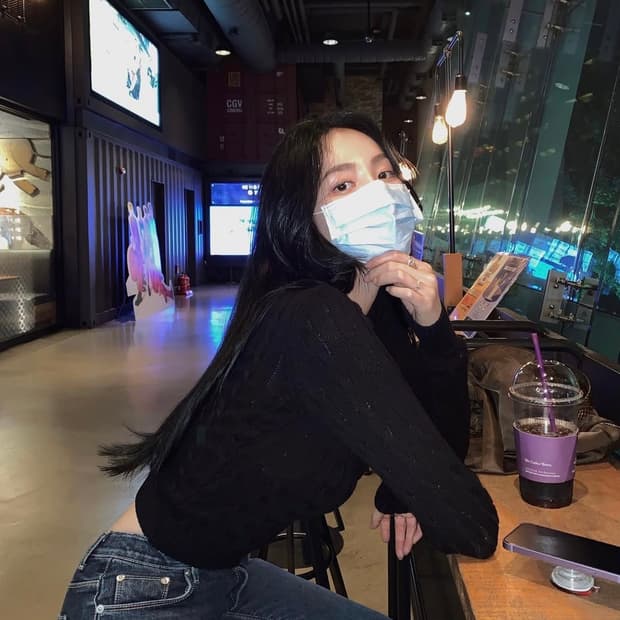 페일제이드 케이블 니트 브이넥 V넥 블랙 검정