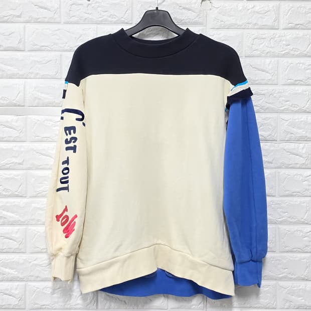 19s 럭키슈에뜨 x JDC 배색 맨투맨 Free