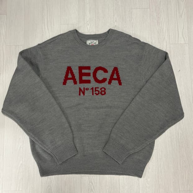 에이카화이트 니트