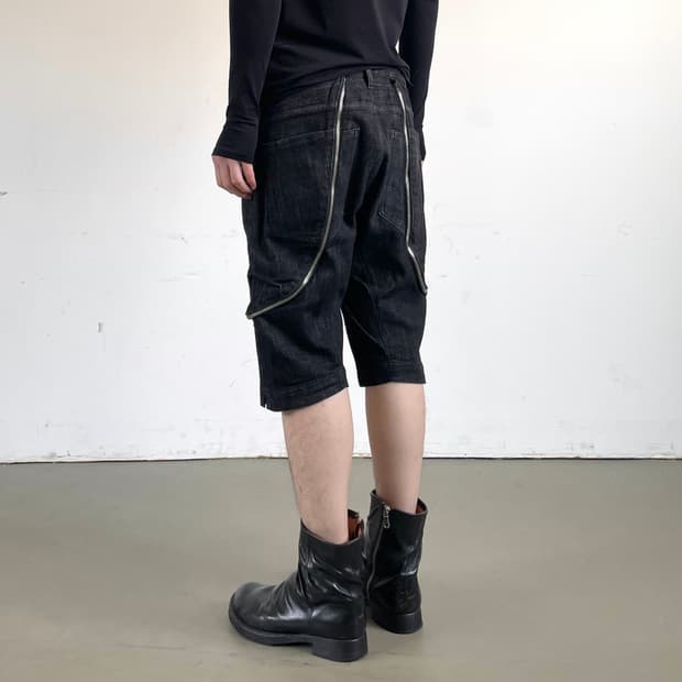 라드뮤지션 지퍼 디테일 쇼츠