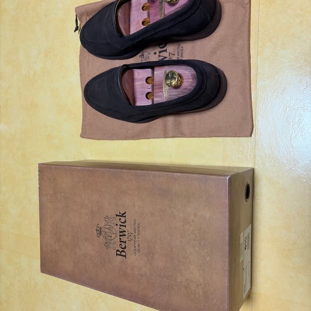 버윅 스웨이드 로퍼 6.5UK 260